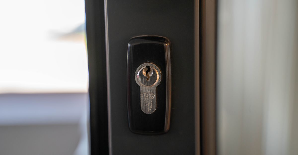 locksmith tools keys — New Milford Locksmith